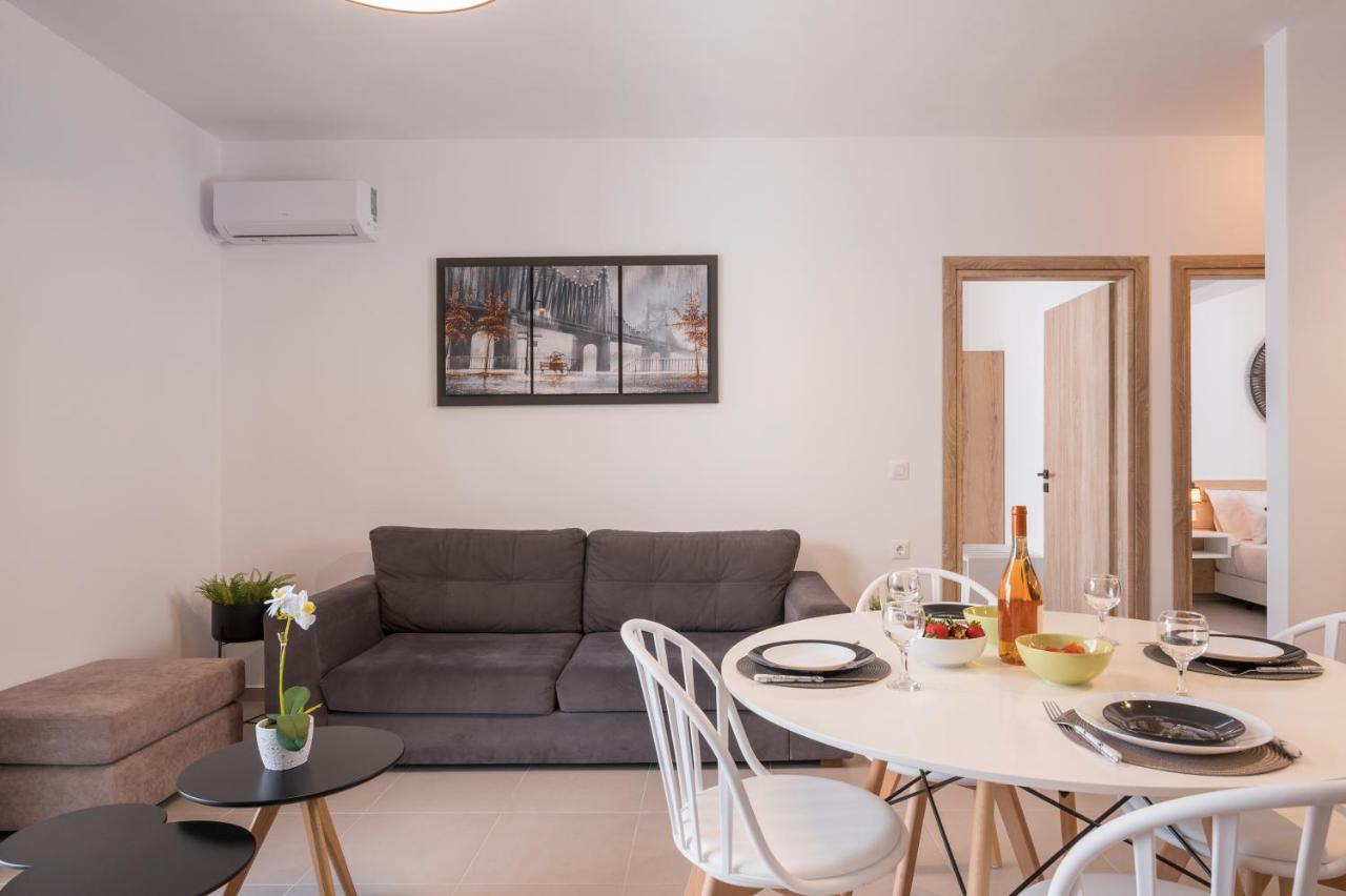 Indigo Blue Seaside Deluxe Apartments Kíszamosz Kültér fotó