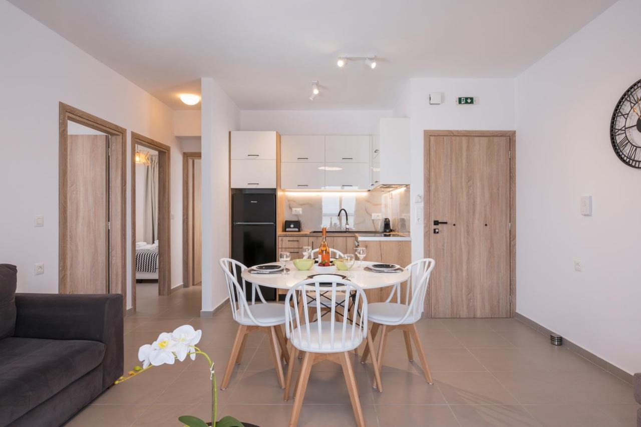 Indigo Blue Seaside Deluxe Apartments Kíszamosz Kültér fotó